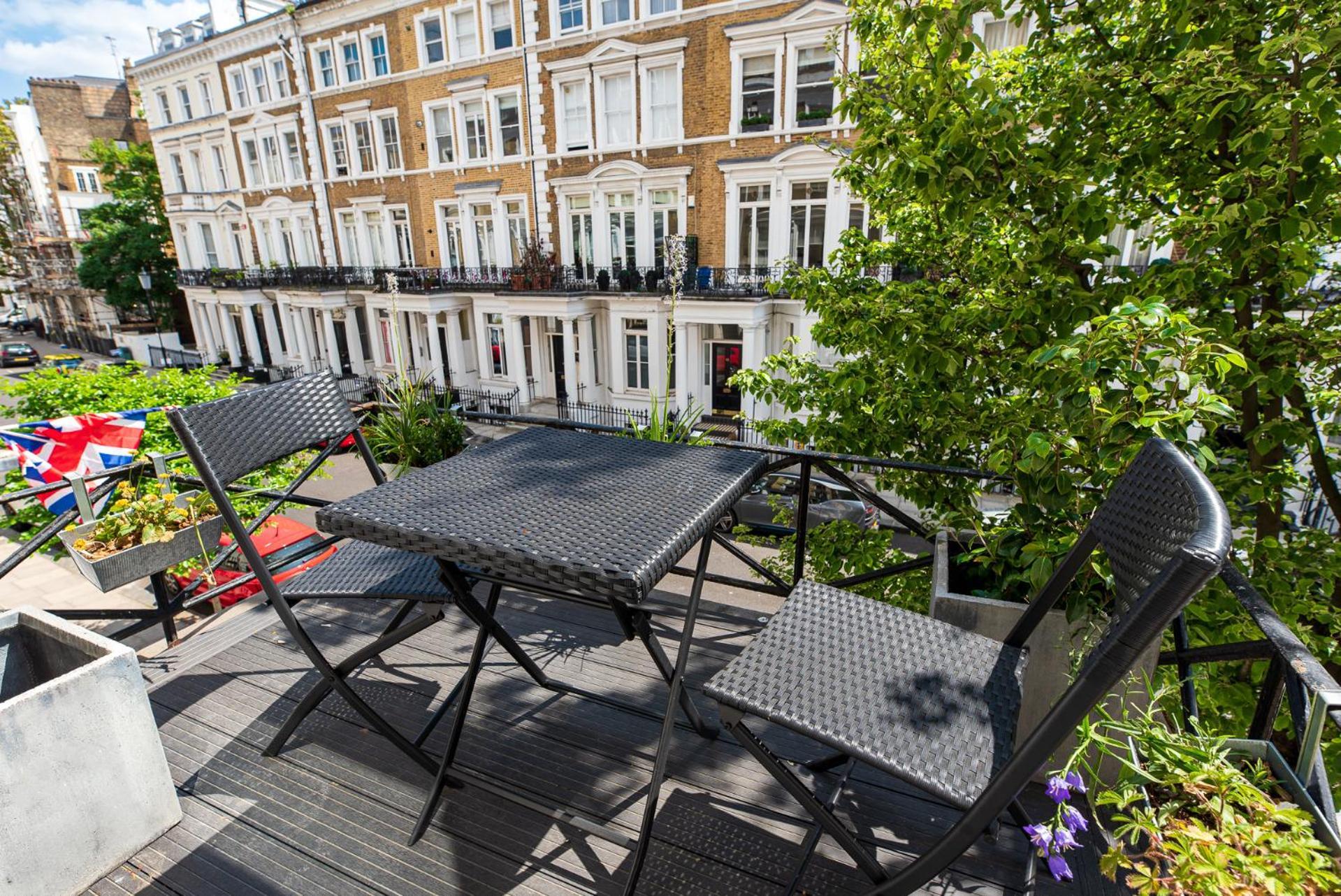 2-Bedroom Victorian Apartment In Kensington لندن المظهر الخارجي الصورة